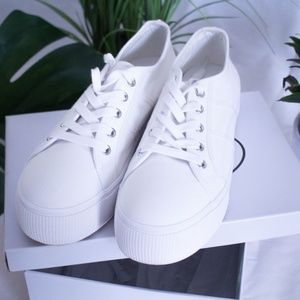 Steve Madden - EMMI WHITE Platform
